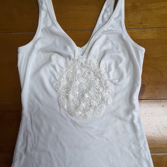 Bebe Tank Top! - Picture 2 of 5